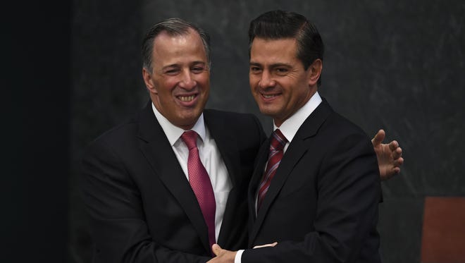 A 6 semanas de que se inicien las campañas presidenciales, Meade se ve afectado por la mala imagen del actual mandatario, Enrique Peña Nieto.