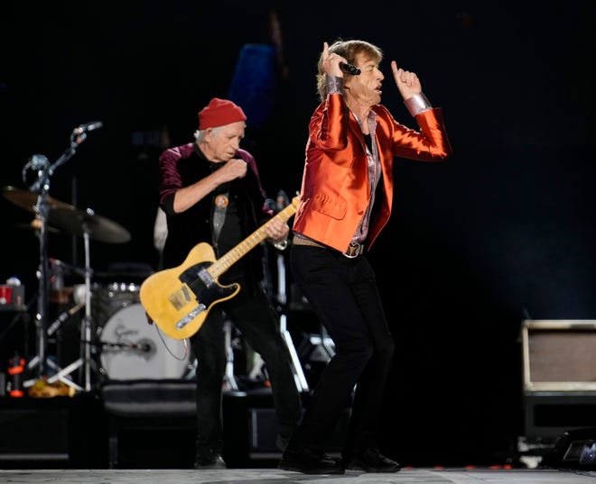 The Rolling Stones’ Keith Richards and Mick Jagger perform during their Hackney Diamonds Tour at State Farm Stadium.