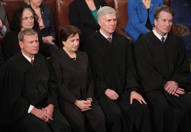 John Roberts, Elena Kagan, Neil Gorsuch y Brett Kavanaugh, jueces de la Corte Suprema.
