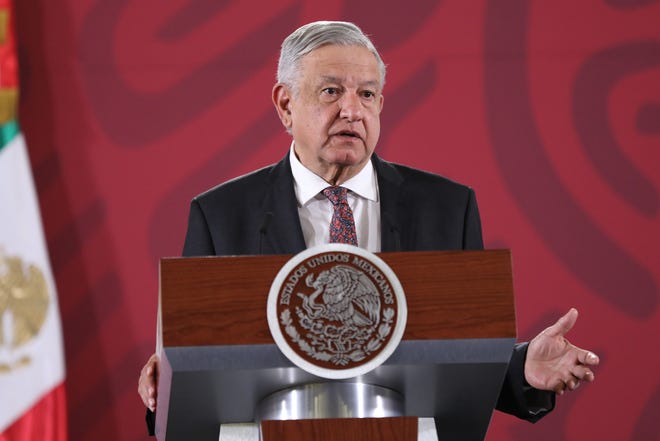 El presidente de México, Ándrés Manuel López Obrador, ofrece una rueda de prensa matutina este viernes, en el Palacio Nacional de Ciudad de México (México).