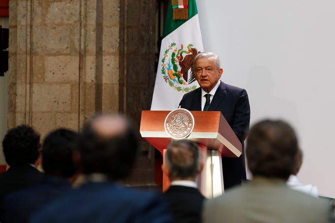 El presidente de México, Andrés Manuel López Obrador, ofrece hoy su segundo informe de Gobierno, en el Palacio Nacional de Ciudad de México.