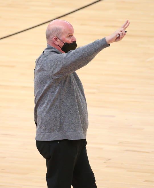 Orlando Magic head coach Steve Clifford signals to his team against the Phoenix Suns during the second quarter Feb. 14, 2021.